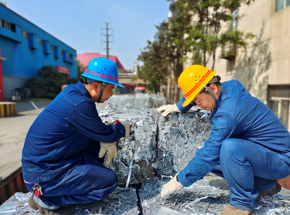 熱血不斂士氣足 逆勢攻堅提速跑