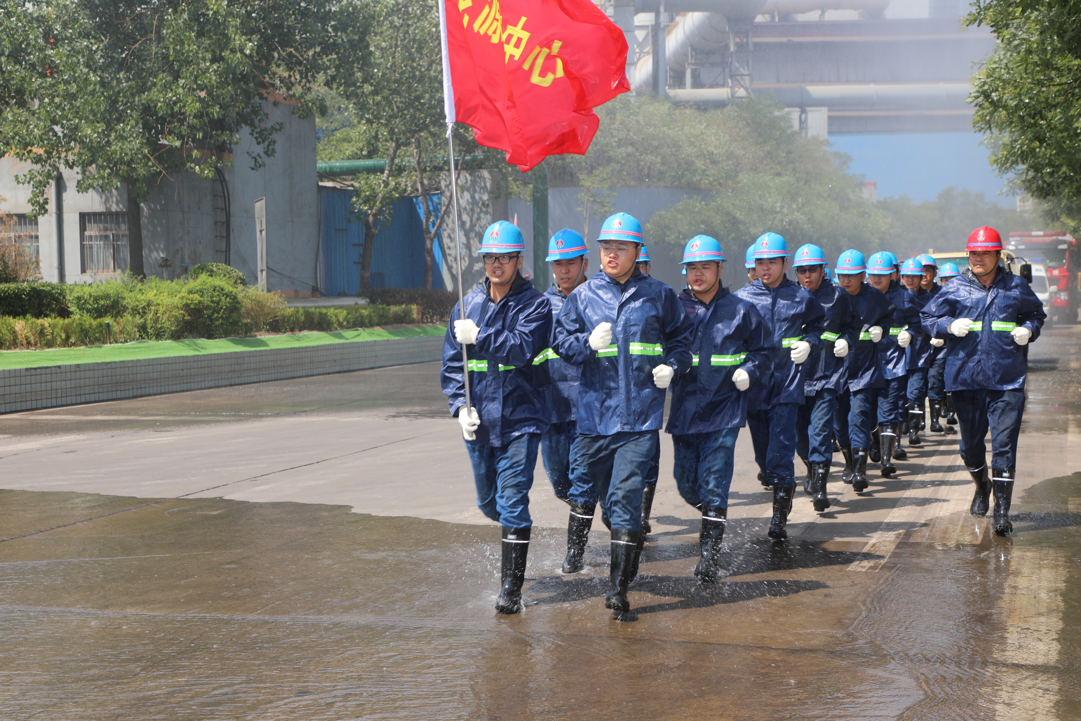 龍鋼公司：聞“汛”而動 以“迅”應“汛”